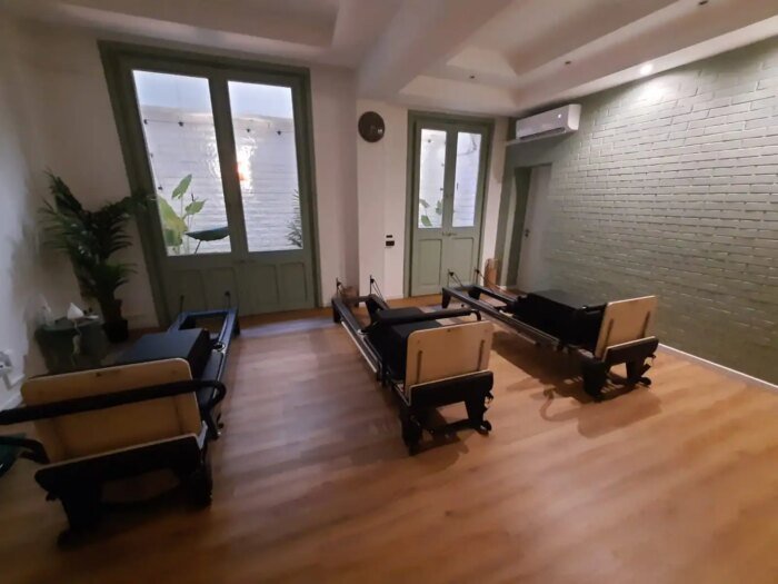 Full-Track Aluminum Alloy Pilates Reformer Core Bed - Image 5