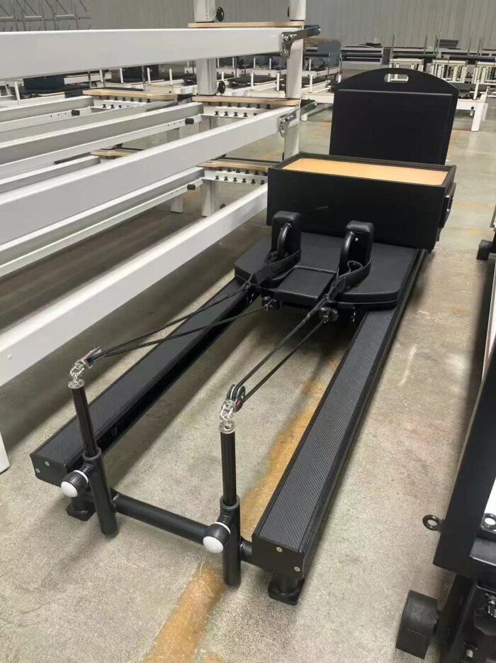 Aluminum Alloy Eco-Friendly Pilates Reformer for Gym - Image 3