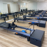 Factory Price Aluminum Pilates Reformer Machine - Image 4