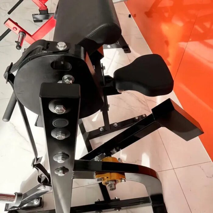 Seated Bicep Curl Machine for Gym Fitness Exercise - Image 4