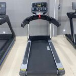 Top-Tier Commercial Treadmills with Calorie Tracking - Image 4