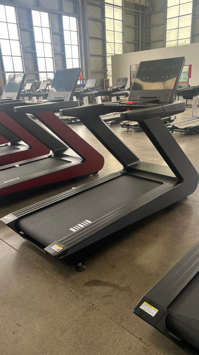 3HP AC Motor Treadmill Indoor Fitness Running Machine - Image 2