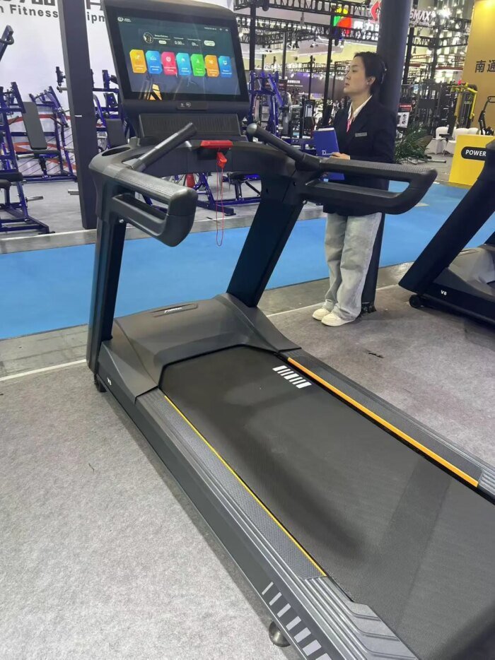 Commercial Gym Treadmill Cardio Training Machine - Image 6