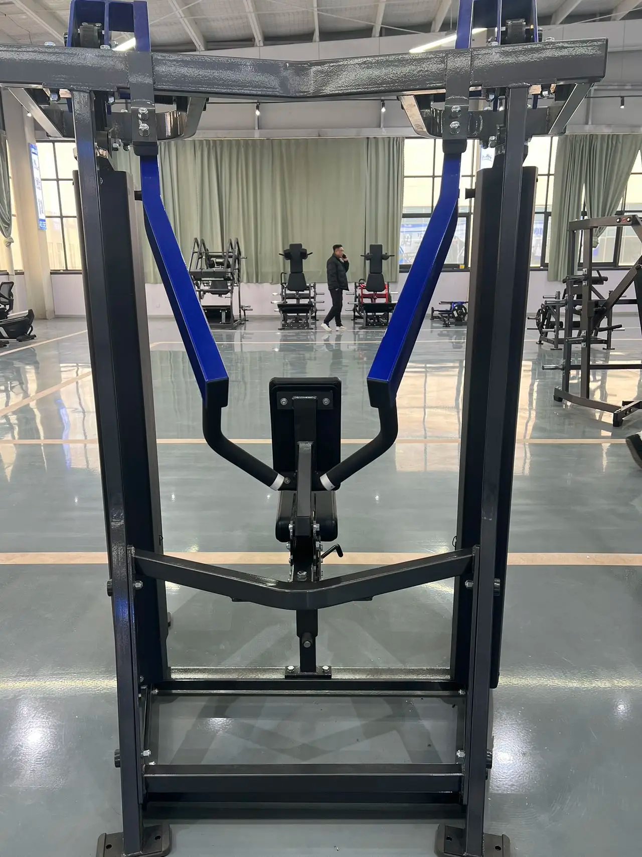 MTS Commercial Seated Row Machine with Mechanical Tracking System for Gym Strength Training - Image 2