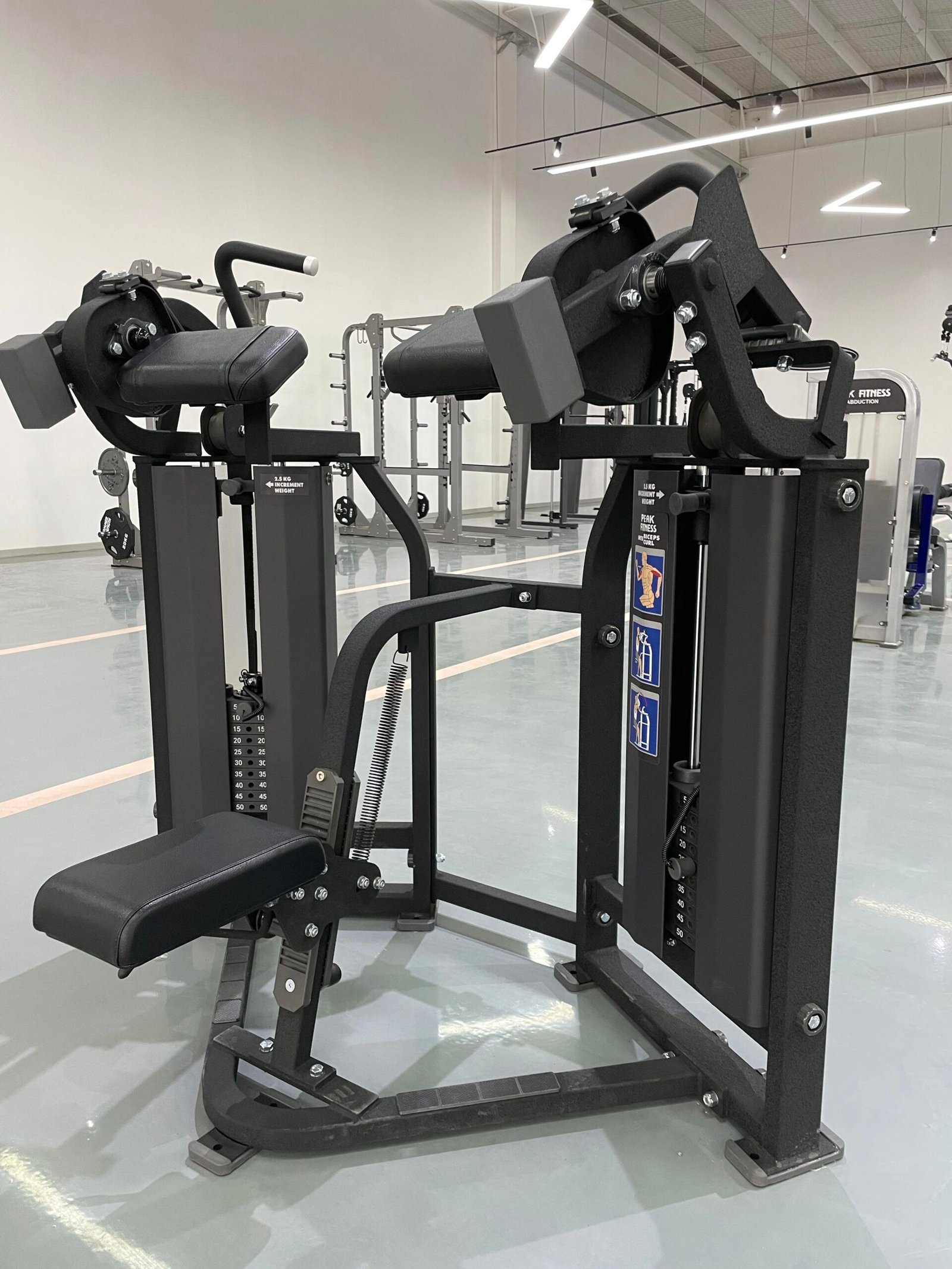 Adjustable Unilateral Bicep Curl Machine for Strength Training with MTS Equivalent Performance - Image 2