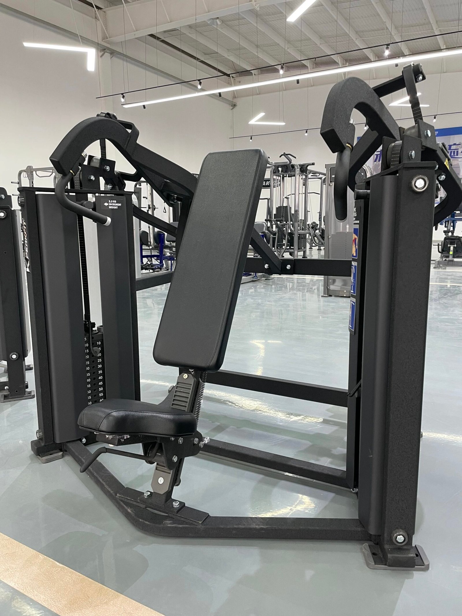 Adjustable Shoulder Trainer with 300kg Capacity for Commercial Gym & Home Use - Image 6