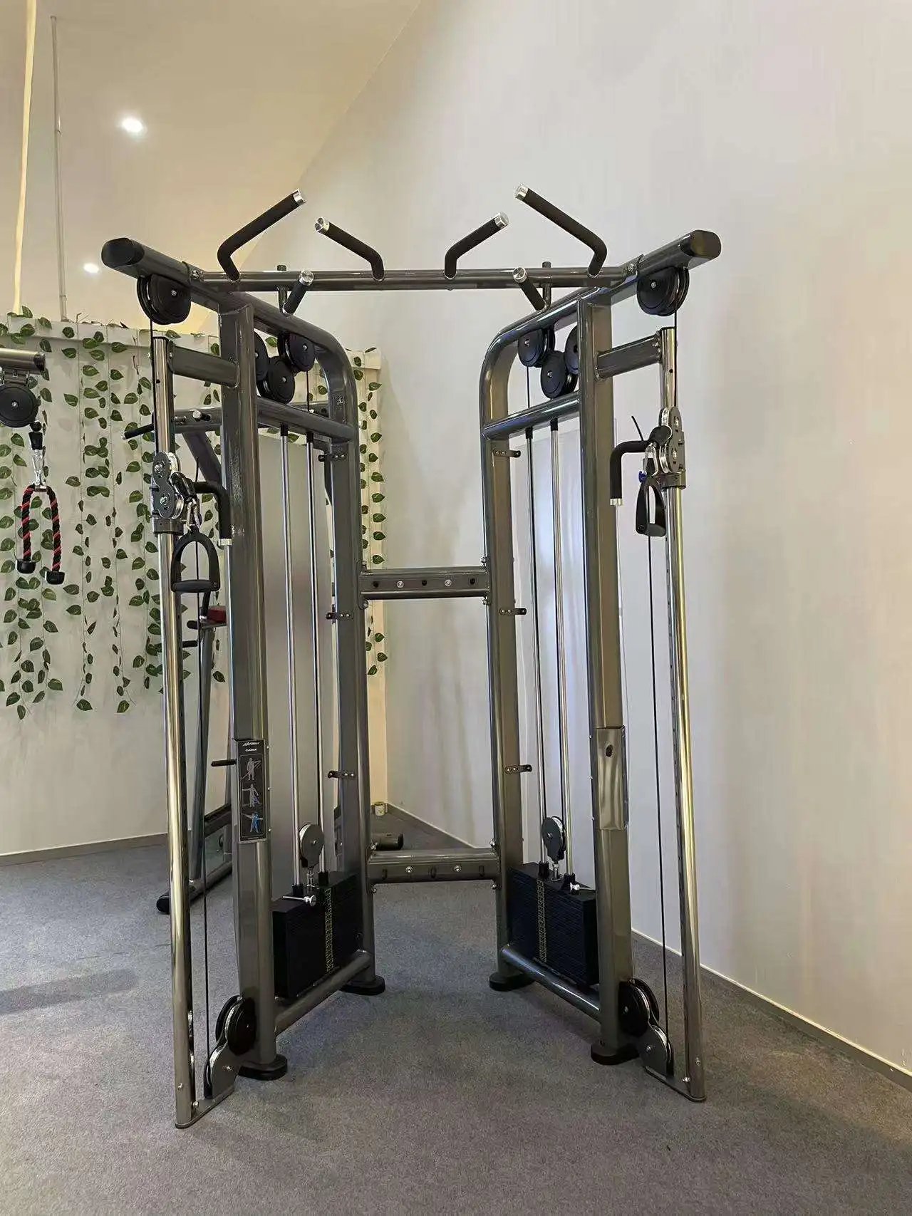 Commercial Smith Machine Cable Crossover Trainer with 300KG Capacity for Gyms - Image 2