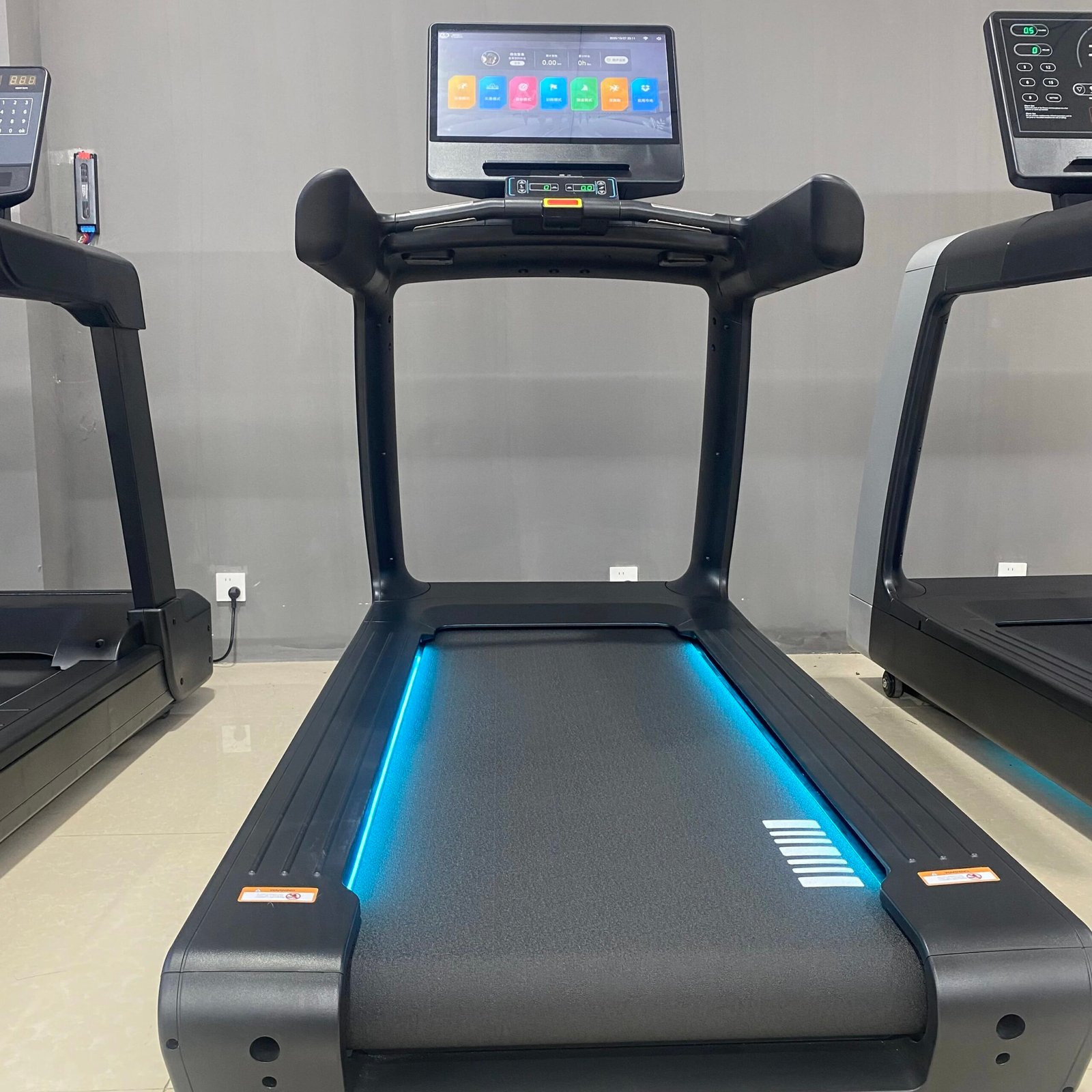 Commercial Treadmill 3.5HP Motor 15% Incline Foldable for Home Gym Workouts - Image 3