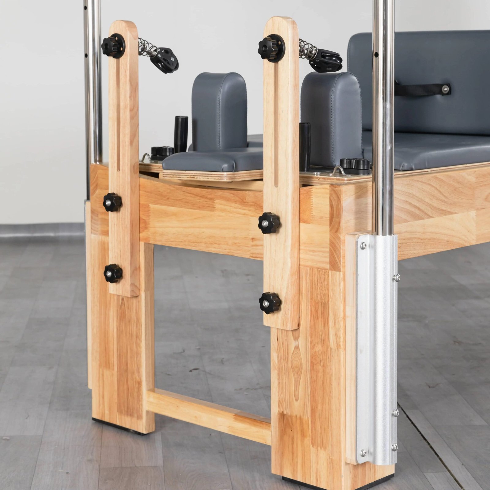 3-in-1 Oak Cadillac Bed with Silent Pulley System for Gym Functional Training - Image 3