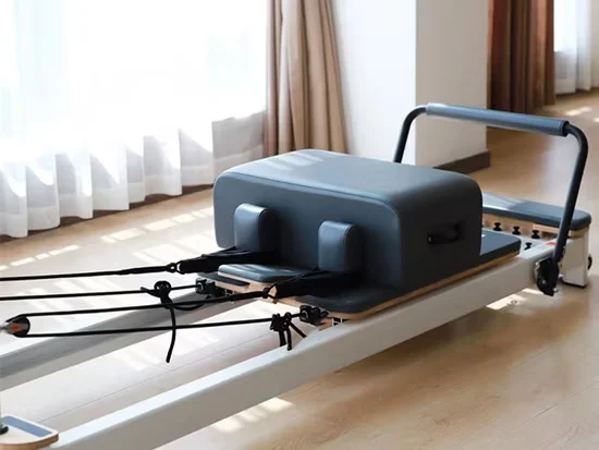 Commercial White Aluminium Alloy Pilates Reformer Machine for Yoga Studio